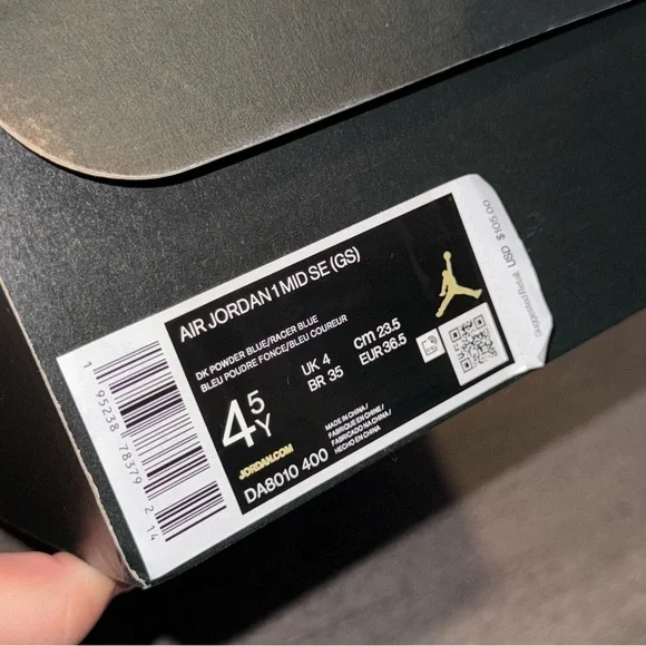 Nike Air Jordan 1 Mid SE GS 'Sprite' Size 4.5Y - Picture 4 of 7